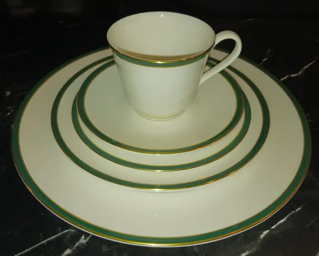Royal Doulton Oxford Green 5PC Place Setting Dinner Salad Bread Plate Cup Saucer