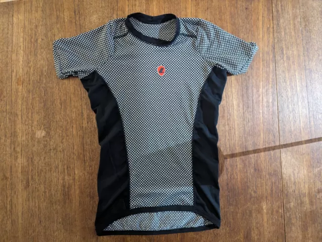 Lusso Short Sleeve Base Layer Size M