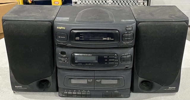 Sanyo Stereo CD Radio Tape Player Recorder AM/FM Shelf System AWN-170U