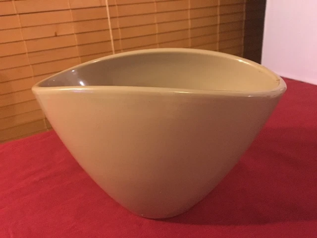 Beige GreenCeramic Flower Pot Made In Germany - Beautiful EUC Excellent Used D82