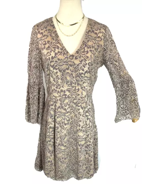 Eliza J Womens Gray Nude Lace Dress Size 6 Fit Flare Bell Sleeve EJ6M3300