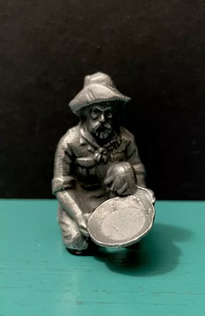 Pewter Prospector Miner Panning Gold Pan Western Gun Belt Diorama Mini Figurine