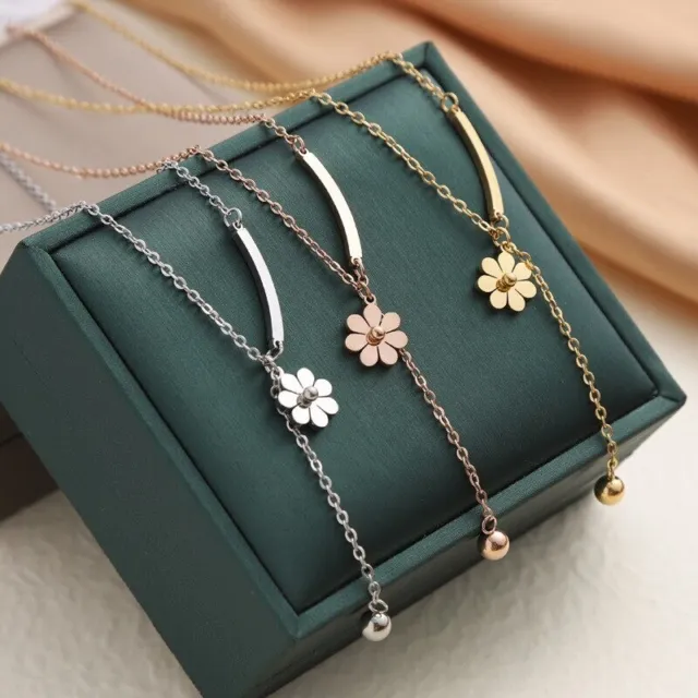 Women Fashion Daisy Flower Stainless Steel Necklace Pendant Gold Silver Jewelry