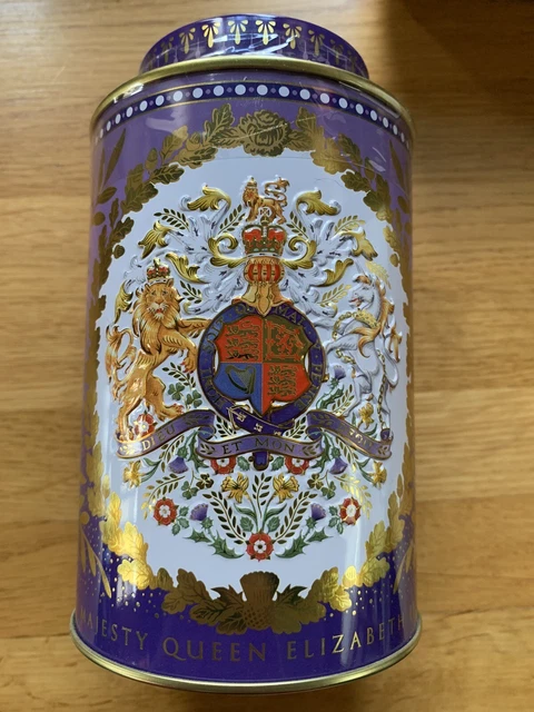 Queen Elizabeth Platinum Jubilee Ornament - N/A - Bed Bath & Beyond - 36627527