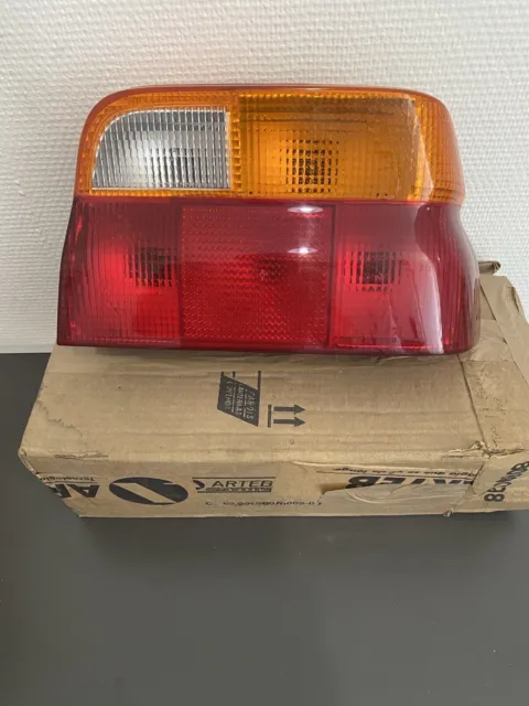 REAR LIGHT LENS FORD Escort MK5 RS Cosworth de 1990 à 1995 Feu Arrière Complet