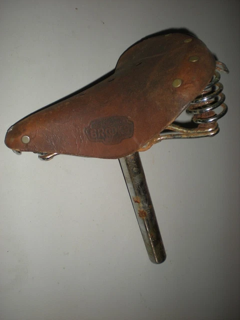 Ancienne Selle De Vélo Vintage - Pièce De Collection Ou Restauration
