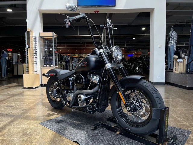 2020 Harley-Davidson® FLSL - Softail® Softail Slim®