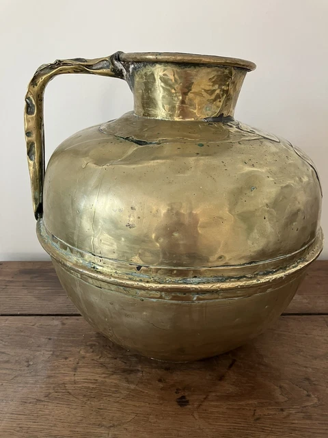Pot à lait en laiton antique - En vente sur