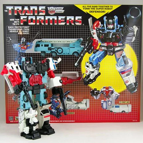 NEW TRANSFORMERS G1 Reissue Autobots Defensor MISB Action Figures Box
