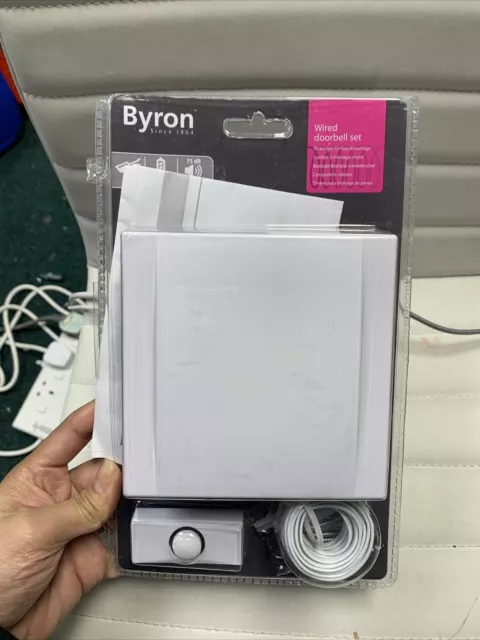 Byron Wired Doorbell Set 720 Classic Doorbell White Door Chime Smartwares