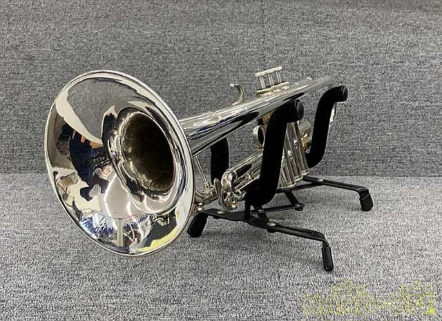 YAMAHA YTR-8345S Trumpet  Pre-Maintenance with Hard Case Mouthpiece Used