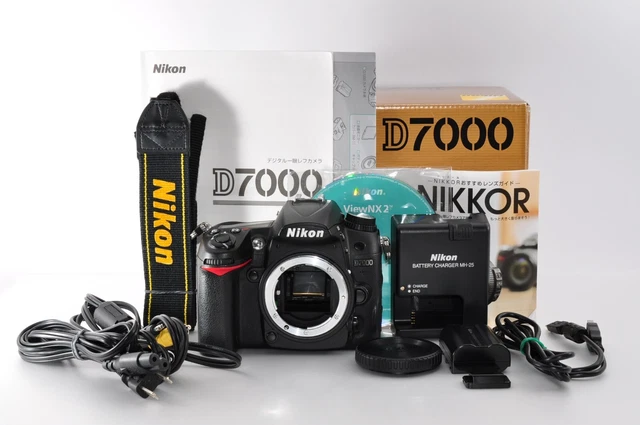 Nikon D7000 16.2 MP Digital SLR Camera - Black From JAPAN