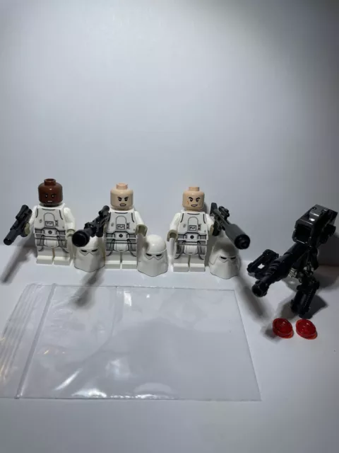 LEGO minifigures STAR WARS. 3 SNOWTROOPERS + STUD-SHOOTING GUN. Complete. 