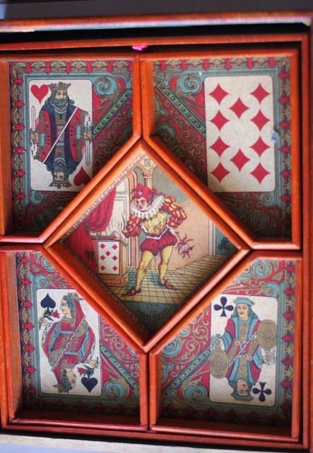 Jeu De Société Vintage – Le Nain Jaune – Boîte En Bois Avec Jetons & Cartes