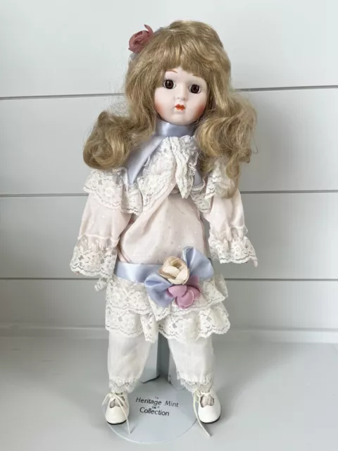 Vtg Heritage Mint Ltd Collection 16" Porcelain Abbey Doll D-36, Or Box, w/ stand