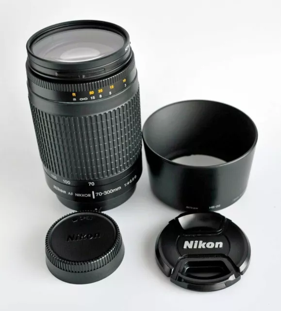 Nikon AF Nikkor 70-300mm f/4-5.6G Lens, Black  (FX full frame lens)