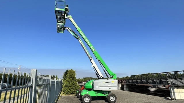 2014 Genie S-40 4WD Telescopic Boom Man Lift, 4WD, LP