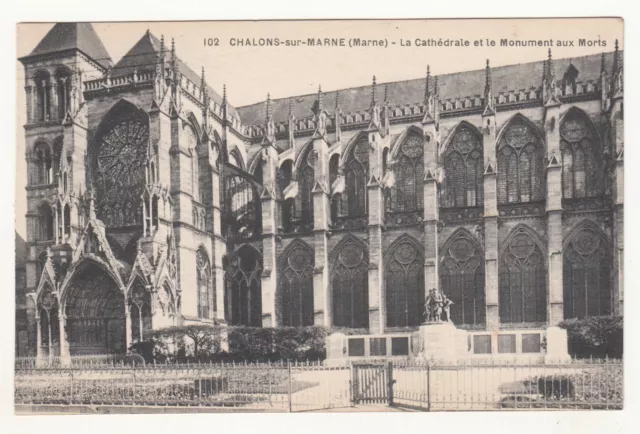 *** CHALONS-sur-MARNE (Marne) _ La Cathédrale et Monument aux Morts *** CPA 2018