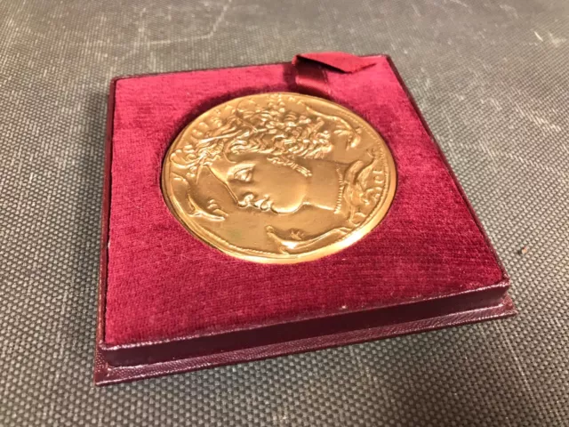 Alte Medaille Von Arbeit aus Bronze Bau Elektrischer 1971