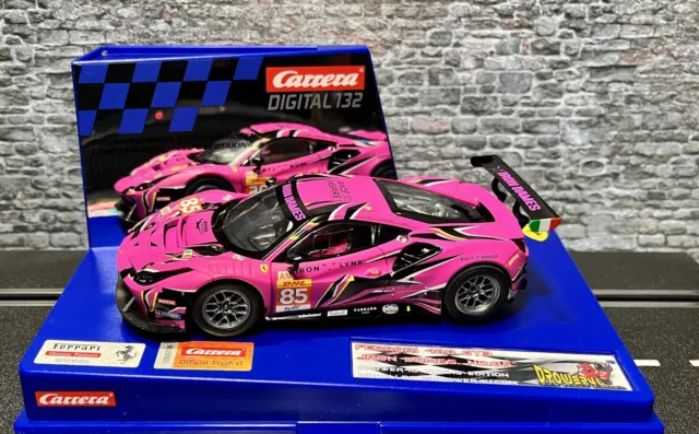 Carrera® Digital 132 Tuning Version Ferrari 488 GT3 #85  mehr Speed und Grip!