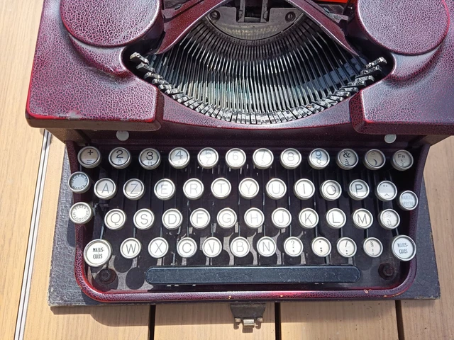 ancienne superbe machine a écrire marque EMPIRE typewriter