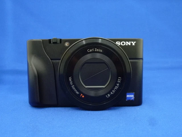 【Near Mint】Sony Cyber-shot DSC-RX100 20.2MP Compact Digital Camera