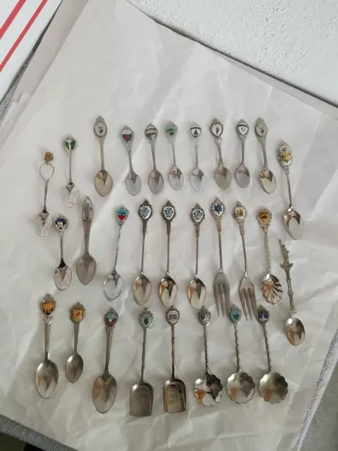 Lot Of 29 Vintage Souvenir Spoons Forks From Around The World Silverplate.