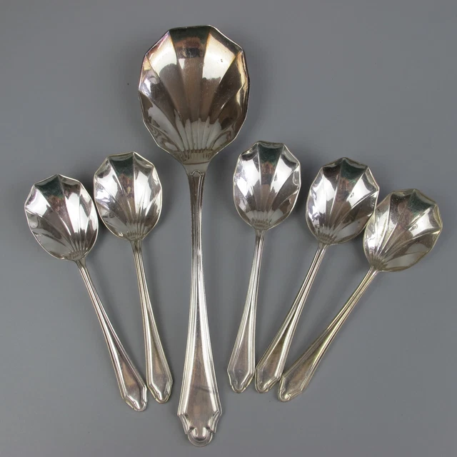 6 SILVER PLATED Dessert Spoons. Fruit Salad Trifle Scalloped Vintage