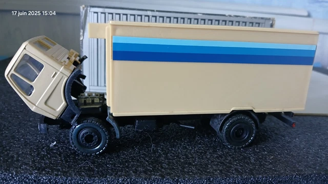 Conrad camion MAN + remorque 6 essieux 1/50 no boite