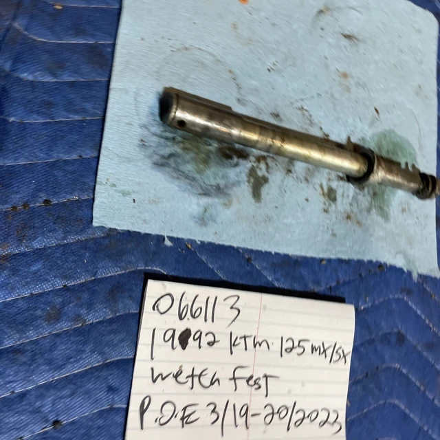 1992 KTM 125MX 125 SX front axle bolt 066