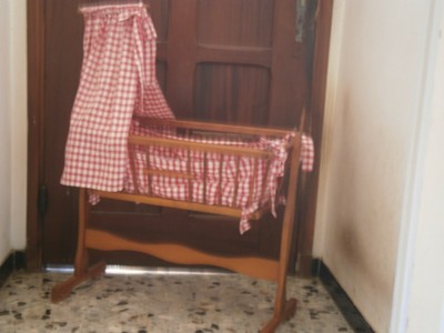 Vintage Ancien Berceau En Bois A Bascule Pour Poupee Ttbe Eur 70 00 Picclick Fr