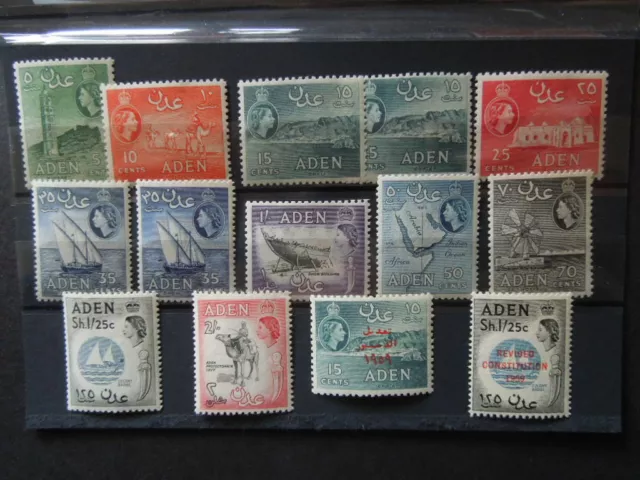 G1118  Aden  1953-59  Queen Elizabeth  Mh  15  Cents  Differ..  Perf