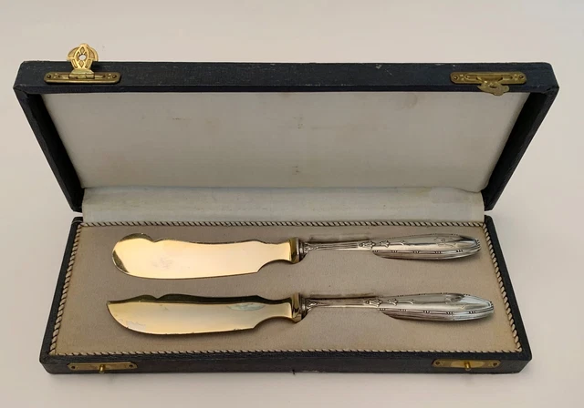 Vintage Silver Bell Flower Design Fish Butter Knife Hallmarked .800 HK monogram