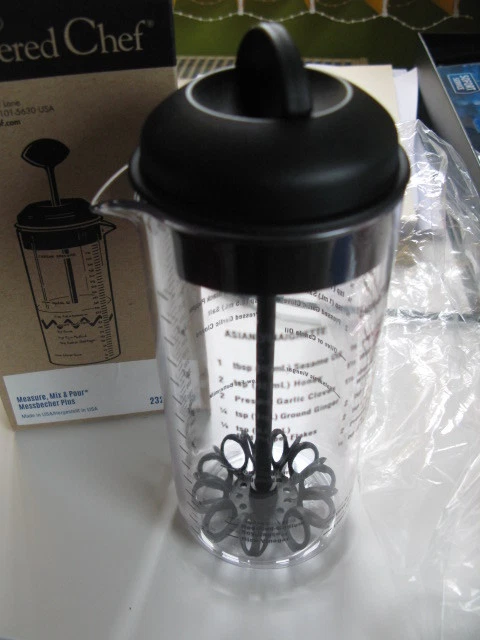 PAMPERED CHEF MILCHAUFSCHÄUMER Meßbecher Plus, neu und OVP EUR 8,90 ...