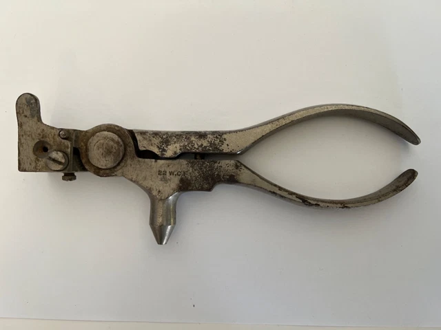 ANTIQUE IDEAL MFG New Haven Conn Winchester 22 W.c.f. Bullet Mold $100.