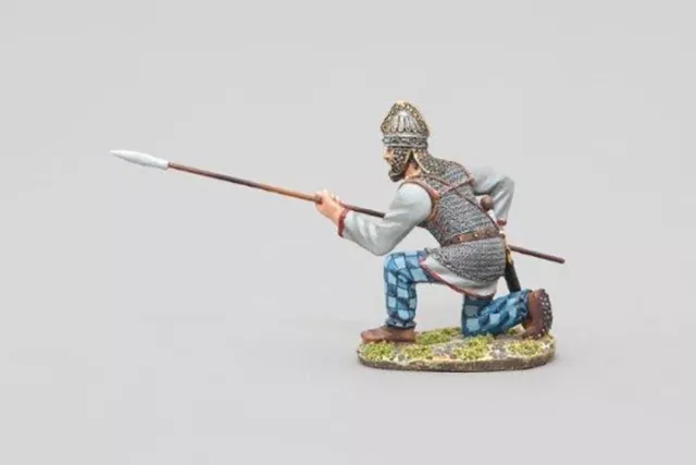 ROMEN008 - Kneeling Dacian Warrior - Thomas Gunn