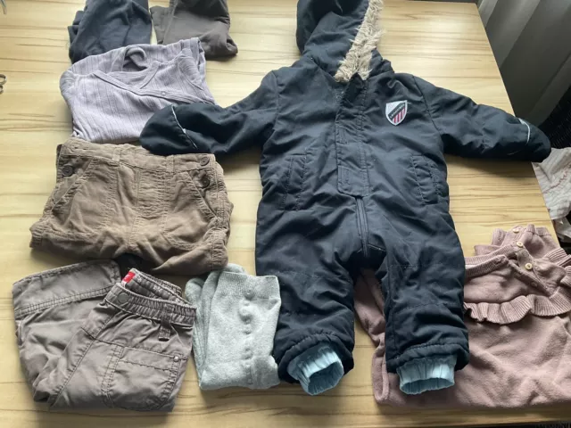 24 Teile Kleidungspaket Konvolut  Junge Gr.  56 - 68 Jacke Schneeanzug Baby