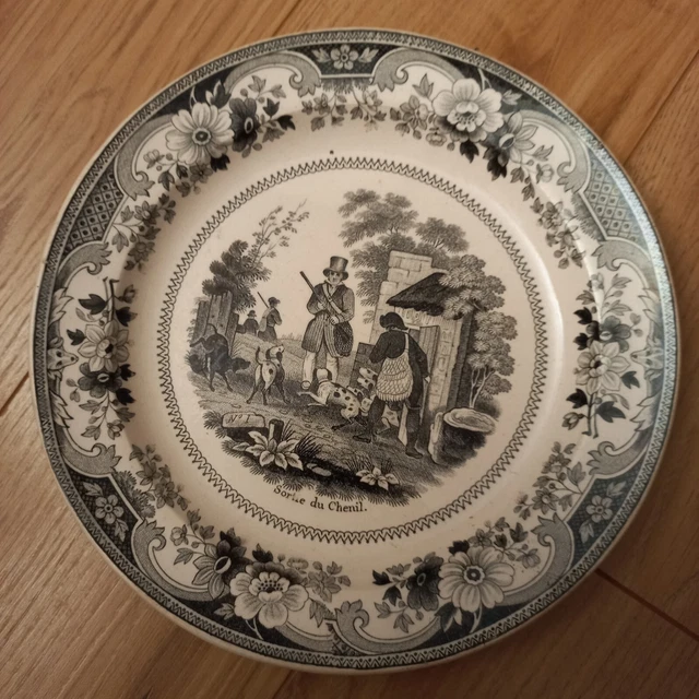 Assiette Ancienne Creil Et Montereau - Thème Ouverture De Chasse - Vers 1900