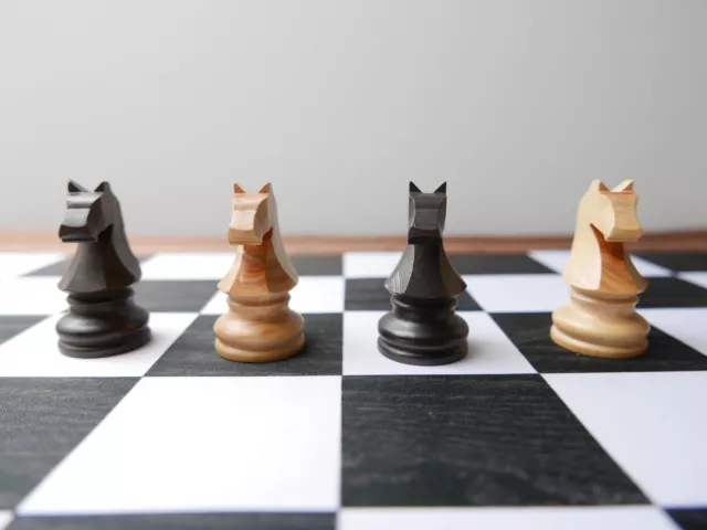 CHAVET Chess set  jeu d'échecs en buis KING 70 mm sans échiquier absolument neuf