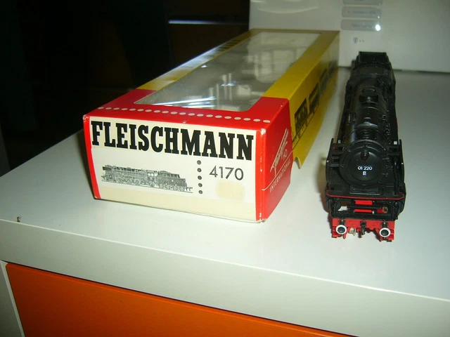 FLEISCHMANN HO NR. 4170: Tender-Dampflok BR 01 der DB in OVP EUR 75,90 ...