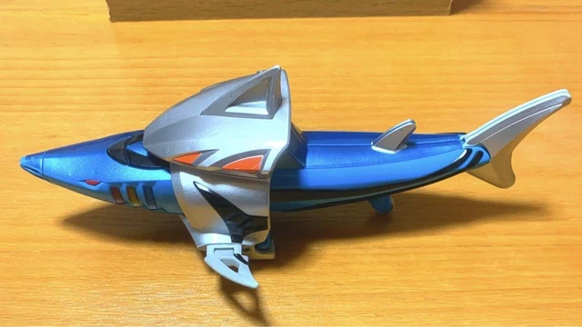 Beast Fist Combination Geki Shark Sentai Robo Bandai Juuken Gekiranger