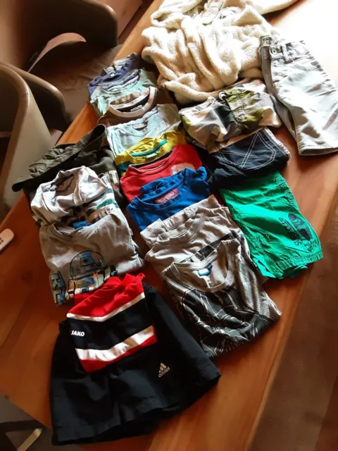 Bekleidungspaket Jungen Gr. 128  ( 18 Teile )