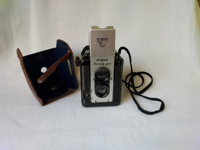 Cámara vintage ARGUS Lumar setenta y cinco con soporte de cuero