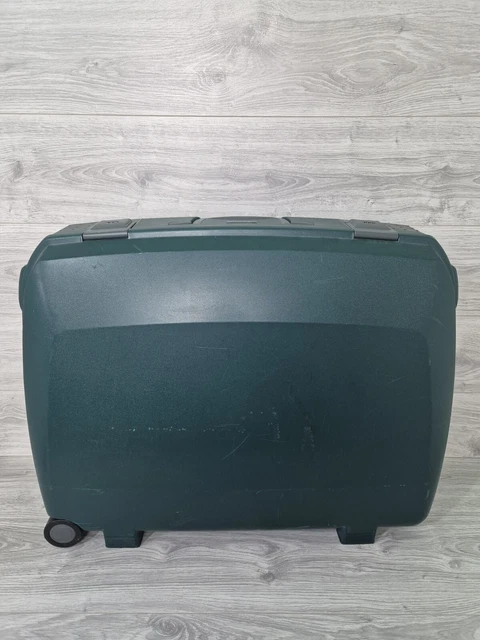 LARGE VIP SKYFLITE Suitcase Green H24 x W10 x L31 Combination Code Lock 34.99 PicClick UK