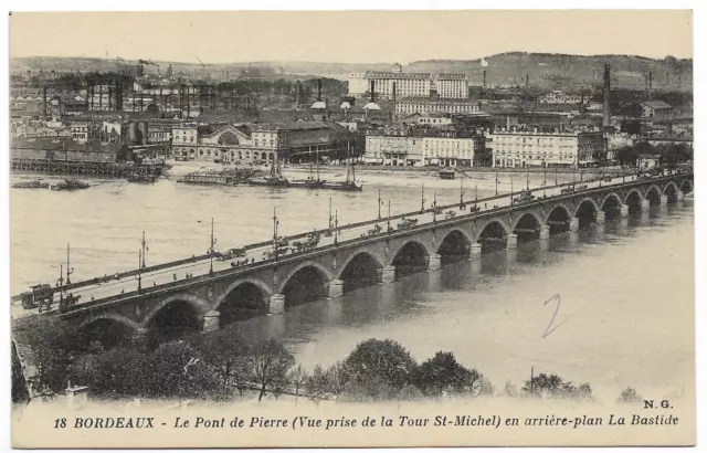 CPA"" BORDEAUX - Le Pont de Pierre