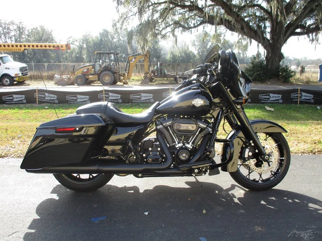 2022 Harley-Davidson FLHXS - Street Glide Special