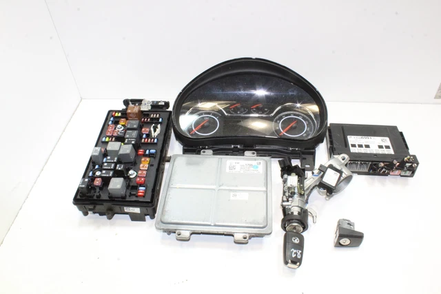 OPEL Insignia A G09 Automatique Moteur ECU Set Kit 55491705 1.6 Diesel 100kw