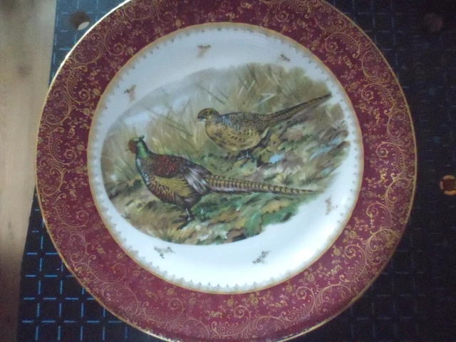 ANCIENNE ASSIETTE / petit plat de présentation mouvementée bourgeois 26