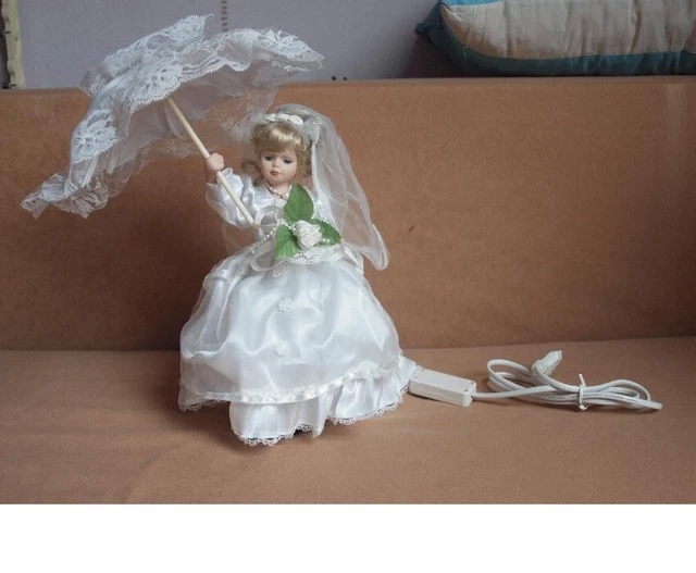 Ancienne Jolie Poupée En Porcelaine Lampe De Chevet | eBay