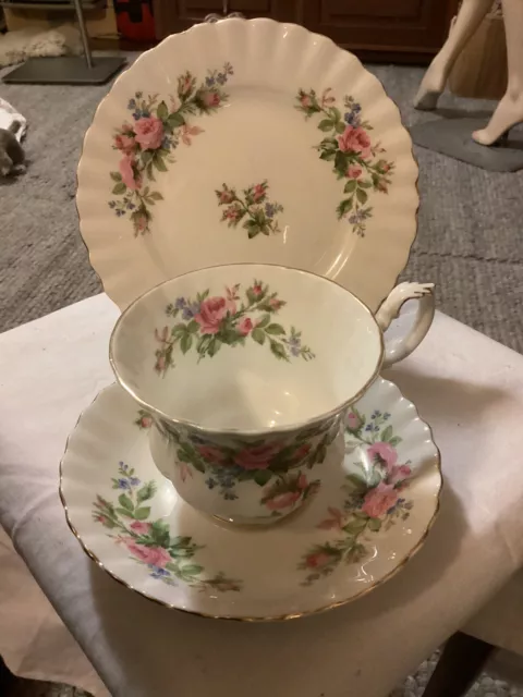 ROYAL ALBERT “MOSS ROSE” Tea Trio Of Cup Plate And Saucer Made In England 3